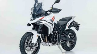 ZXMoto 820X - Crossover 3 xi-lanh 116 mã lực chính thức tiến gần ngày ra mắt!