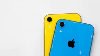 iPhone XR vẫn là mẫu máy ngon bổ rẻ, thiết kế mẫu mực của iPhone 17e, vẫn đủ mạnh cho iOS 18