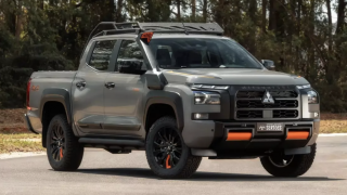 Mitsubishi Triton có thêm bản off-road mới: 'Xử đẹp' Ranger và Hilux, trang bị ống thở cùng giá nóc
