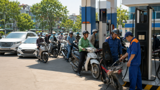 Giá xăng dầu hôm nay 2/9 (trưa 2/9): Dầu lên đỉnh 5 tuần? Trong nước 1 loại điều chỉnh tăng 1.500/lít
