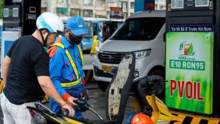 Giá xăng dầu tối nay 5/9: Xăng E5 RON 92 'rẻ bèo', E10 RON 95 có thể xuống 18.000 đồng/lít? Giá đầy bình xe ga 150-160cc