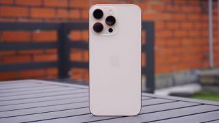 Bảng giá iPhone 16 tháng 9: Rẻ kỷ lục toàn dòng, iPhone 16 Pro Max, iPhone 16 Pro đều dễ mua