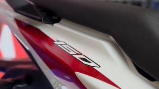 ‘Vua côn tay’ 150cc mới chính thức về đại lý giá 31 triệu đồng: Có ABS 2 kênh trên cơ Honda Winner R