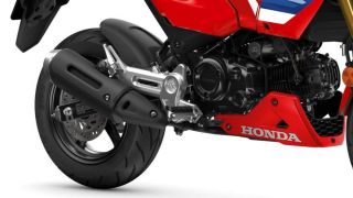 Honda chính thức bàn giao ‘vua côn tay’ 125cc về đại lý: Trông khác biệt Honda Winner R, giá hấp dẫn
