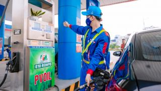 Giá xăng dầu hôm nay 9/9: E10 RON 95 còn cách đáy 3.267 đồng, E5 RON 92 có về 18.000 đồng/lít? Giá đầy bình ô tô Honda