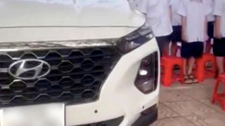 Diễn biến mới vụ nữ hiệu phó trường tiểu học ở Quảng Ninh đỗ ô tô lúc học sinh đang chào cờ