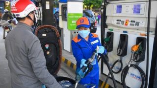 Giá xăng dầu chiều nay 9/9: E5 RON 92 rất gần mốc 18.000 đồng/lít, E10 RON 95 có xuống đáy mới? Giá đầy bình xe ga 125cc