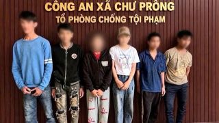 6 thanh thiếu niên dựng kịch bản ‘đi nhờ xe’ để cướp điện thoại, hé lộ lời khai tại công an