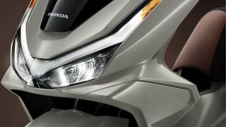 Honda chính thức ra mắt ‘vua xe ga’ 160cc mới sang hơn cả SH và SH Mode: Có phanh ABS, HSTC, giá mềm
