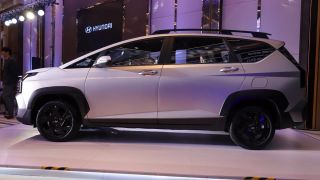 Hyundai chính thức ra mắt mẫu MPV 7 chỗ đẹp long lanh giá 635 triệu đồng: 'Xé vé' Mitsubishi Xpander