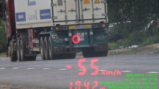 Đắk Lắk: Tài xế xe đầu kéo chạy quá tốc độ, kiểm tra phát hiện thêm điều bất ngờ