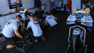 Loại nhiên liệu bền vững mới của MotoGP đắt đến mức có thể khiến các đội vệ tinh 'phá sản'