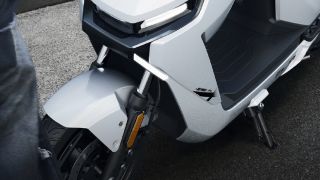 Quên Honda Vision đi, ‘xe ga quốc dân’ mới chính thức ra mắt giá 16,5 triệu đồng, đẹp hơn cả SH Mode