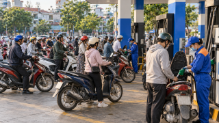 Cập nhật giá xăng dầu hôm nay 1/10 vừa điều chỉnh tăng: Mặt hàng nào biến động mạnh nhất?