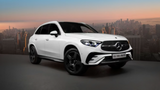 Mercedes-Benz GLC 350e PHEV giá gần 3 tỷ: ‘So găng’ cùng Volvo XC60 PHEV, chạy thuần điện 128 km