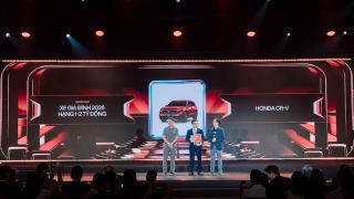 Honda CR-V nhận giải thưởng 'Xe gia đình – Hạng 1-2 tỷ đồng' tại Lễ công bố và trao giải Better Choice Awards 2026