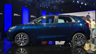 Tin xe hot 5/10: Mẫu ô tô ‘bình dân’ mới của Suzuki được săn đón vì xịn hơn Hyundai Grand i10 mà giá rẻ ngang Honda SH