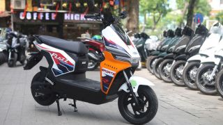Chọn VinFast Flazz Max, người trẻ thêm phong cách, tự tin đến trường