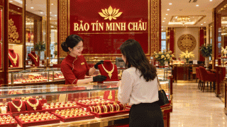 Cập nhật giá vàng hôm nay 6/10 mới: Người mua lỗ đậm so với đỉnh, vàng SJC chênh gần 13 triệu so với thế giới