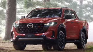 Mazda BT-50 thế hệ mới lộ diện: ‘So găng’ với Ford Ranger và Toyota Hilux bằng thiết kế khác biệt