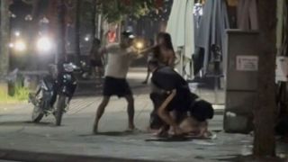 Vụ nhóm thanh niên nam nữ xô xát giữa đường ở Hà Nội: Thông tin ban đầu về nguyên nhân