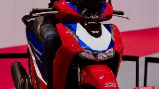 Honda SH phiên bản mới đẹp long lanh đã cập bến đại lý Việt: Có màn hình TFT, ABS 2 kênh và HSTC, giá rẻ