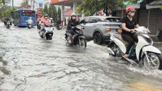 Dự báo thời tiết ngày mai 15/10 - 24/10 ở TP.HCM: Mưa lớn có thể gây ngập ở những khu vực này?