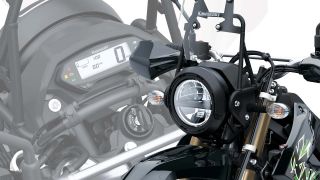 ‘Vua côn tay’ mới của Nhật ra mắt: Động cơ 292cc mạnh mẽ hơn Yamaha Exciter và Honda Winner R, có ABS 2 kênh, giá rẻ