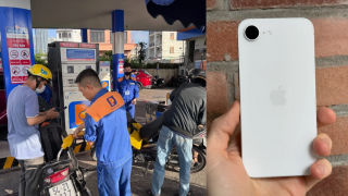 Giá xăng dầu hôm nay 18/10: Diesel giảm liên tục 3 kì, E10 giảm gần 1.300 đồng, iPhone 16e có giảm?