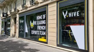 Trụ sở Team Vitality tại Paris bị bạo loạn tàn phá, nhiều cúp vô địch và thiết bị gaming bị đánh cắp