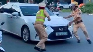 Danh tính nữ tài xế Lexus SN 1994 vi phạm luật giao thông, chốt cửa ô tô rồi tăng ga rời chốt CSGT