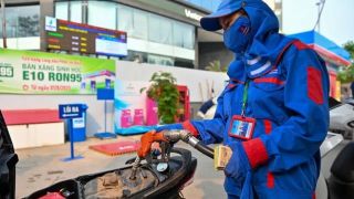 Giá xăng dầu chiều 21/10: E10 RON 95 và RON 92 giảm sâu, dầu diesel cách đáy hơn 15.000 đồng, giá đầy bình ô tô Honda