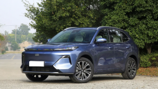 SUV hybrid hạng C giá rẻ 410 triệu: ‘Xử đẹp’ Mazda CX-5 và Hyundai Tucson, tiêu thụ 3,15 lít/100 km