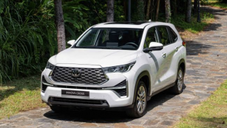 Toyota Innova Cross 2027 chốt ngày ra mắt, hé lộ động cơ hybrid chạy xăng pha ethanol E85