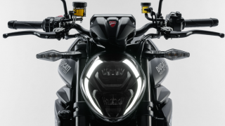 Ducati tung Monster Dark mới: Ngoại hình đen ngầu như sát thủ, giá giảm cực hấp dẫn