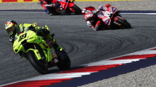 Ducati LOẠN NỘI BỘ: Bagnaia thẳng mặt phản đối, không chịu nhường đường cho Marquez