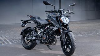 Tin xe trưa 30/10: Ra mắt ‘vua côn tay’ mới giá 56 triệu đồng ngang Yamaha Exciter, dùng động cơ 200cc mạnh hơn Winner R