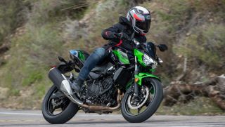Kawasaki Z400 giá 149 triệu đồng đầu tiên về Việt Nam - đối đầu KTM Duke 390 và Honda CB300R