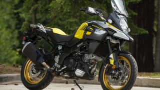 Suzuki Việt Nam xả hàng tồn cuối năm, bán 3 mẫu mô tô phân khối lớn với giá rẻ