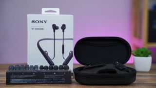 Mở hộp tai nghe neckband Sony WI-1000XM2 hỗ trợ chống ồn chủ động giá 7 triệu