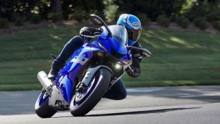 Đã có giá bán chính thức của Yamaha YZF-R6 2020