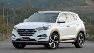 Hyundai Tucson giảm giá cực sâu, ‘vượt mặt’ cả Honda Civic và Mazda 3