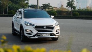 'Vua phân khúc' Hyundai Tucson ồ ạt giảm giá 'khủng', rẻ hơn Honda CR-V 240 triệu đồng