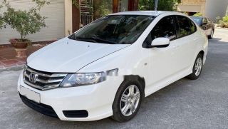 Honda City cực rẻ chỉ còn 305 triệu: Xe ‘ngon’ giá hời cho khách Việt, giá ngang Kia Morning