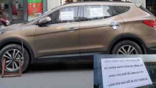 Đỗ xe vô ý thức, tài xế nhận cái kết 'cực đắng' từ chủ cửa hàng