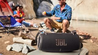 Đánh giá loa JBL Xtreme 3: Mạnh mẽ, công suất lớn, pin khỏe