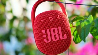 Trải nghiệm JBL Clip 4 sau một tuần sử dụng: Gọn gàng, thiết kế đẹp, chất âm hay