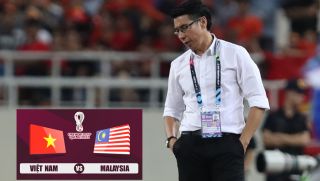 HLV Malaysia bàng hoàng nhận tin tang sự từ quê nhà ngay trước trận 'chung kết' với ĐT Việt Nam