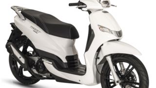 Địch thủ Honda SH Mode 2021 lộ diện: Giá rẻ ngang Honda Air Blade, ngoại hình tuyệt sắc