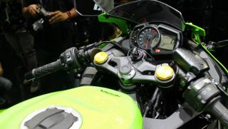 Kawasaki Ninja ZX-25R 2022 chính thức trình làng, giá bằng 2 chiếc Honda SH